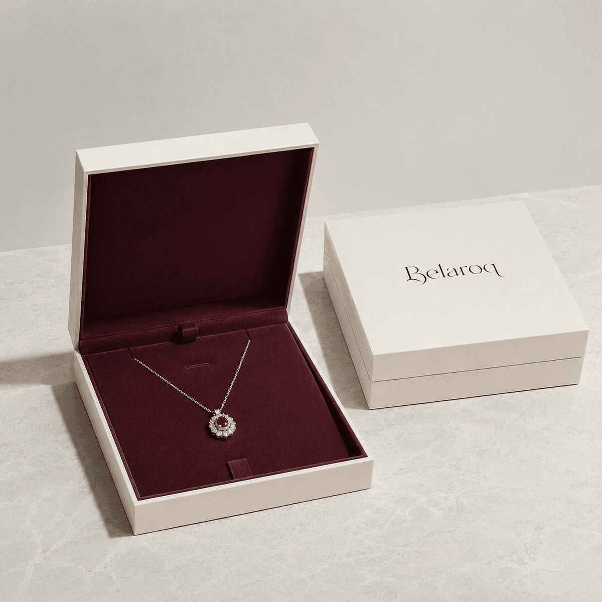 BELAROQ necklace presentation