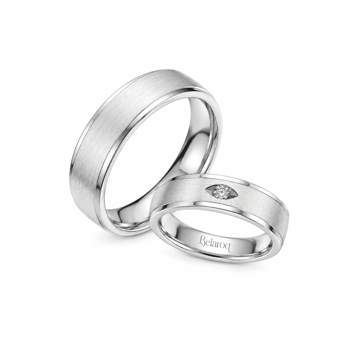 Belaroq Fiorennenorelia Round Mixed Wedding Ring Set
