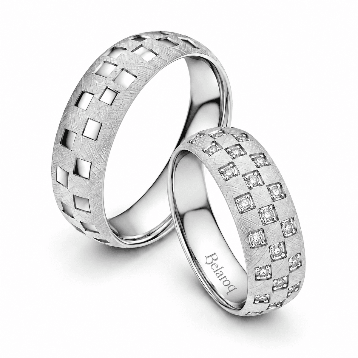Belaroq Lucenne Round Mixed Wedding Ring Set