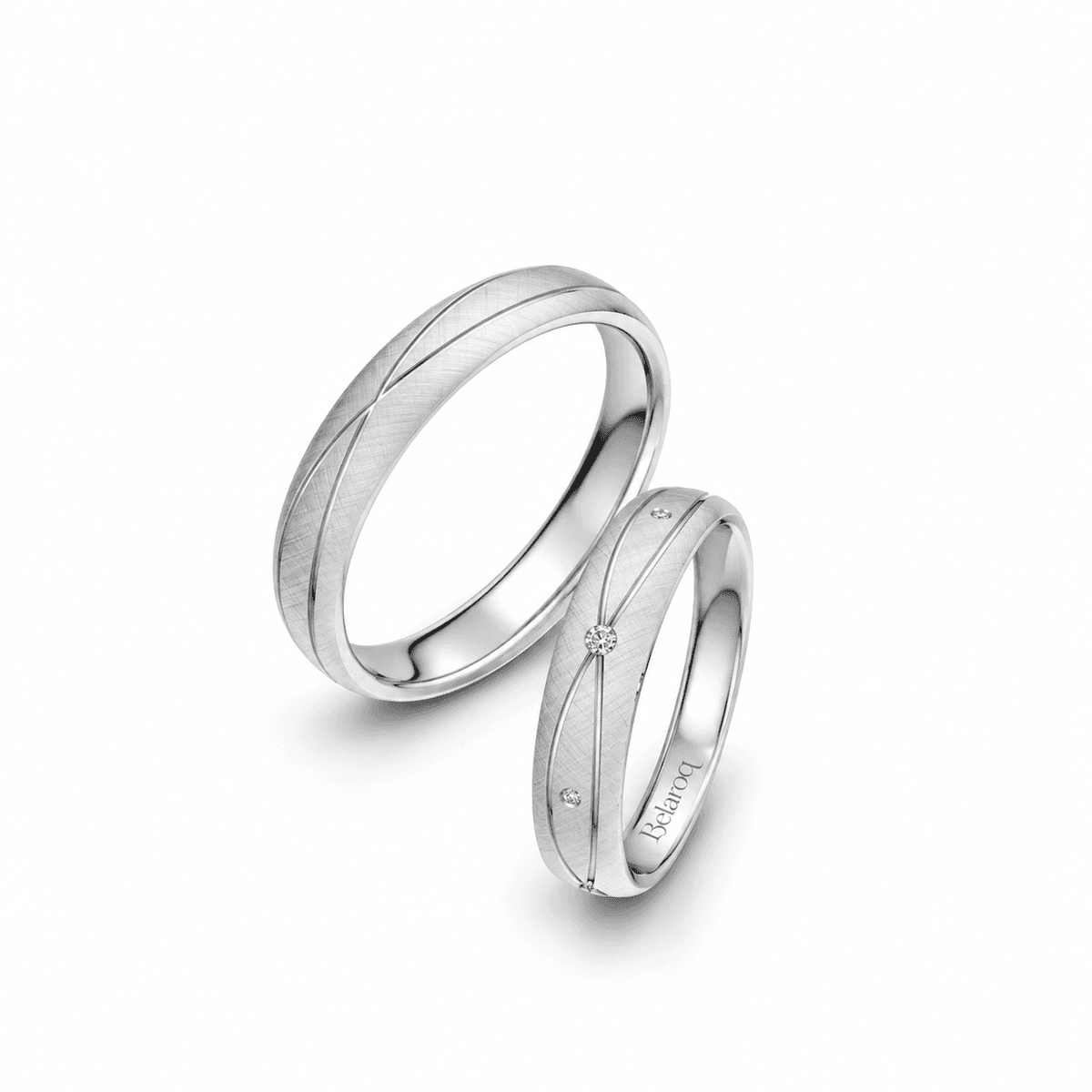 Belaroq Altrivia Satin Crossing Wedding Ring Pair